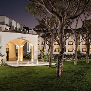 Отель Pine Cliffs Ocean Suites, A Luxury Collection & Spa, Algarve
